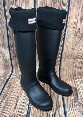 BLACK HUNTER RAIN BOOTS size 9 With Warmers